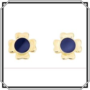 Ann Taylor flower enamel stud earring BNWT